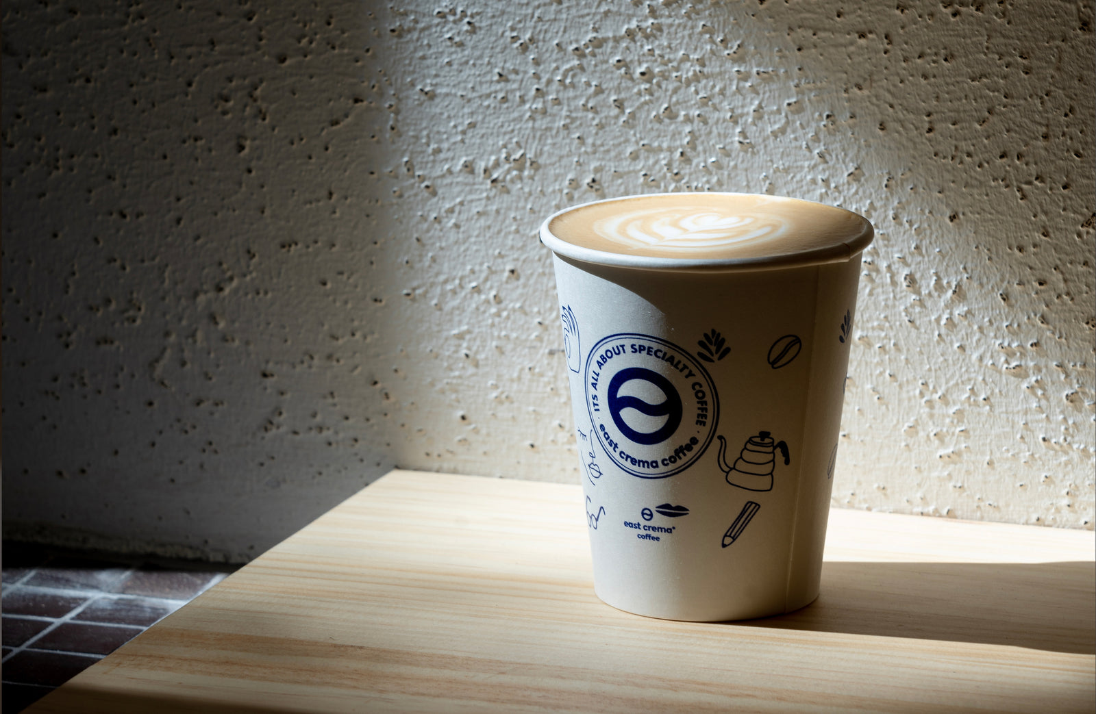 East Crema Coffee Conde