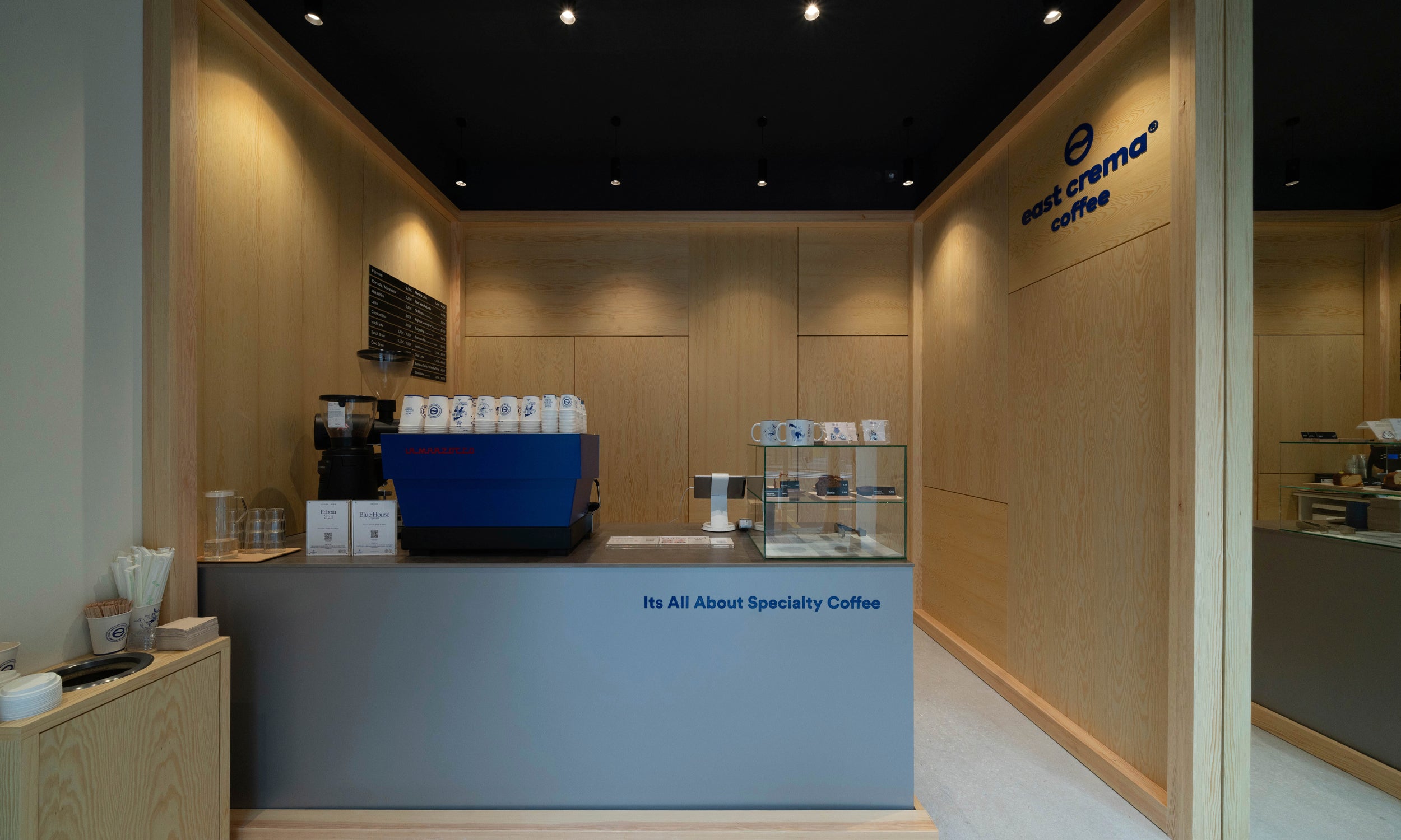 East Crema Coffee Ercilla