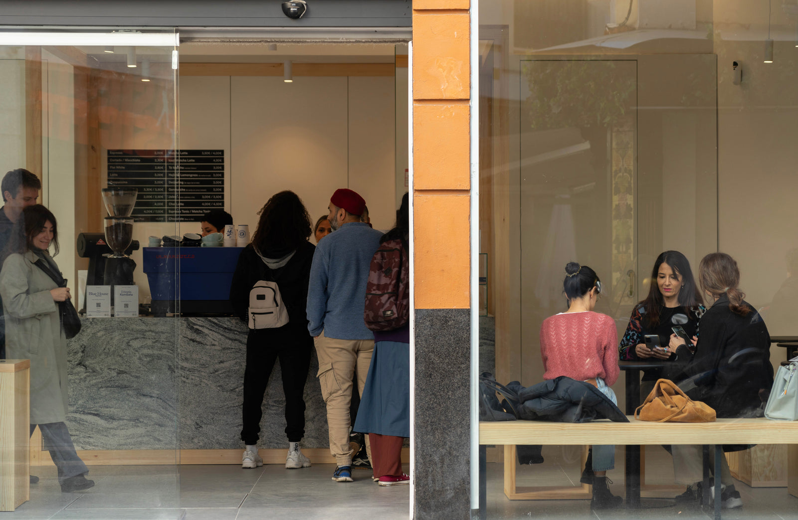 East Crema Coffee Santa María